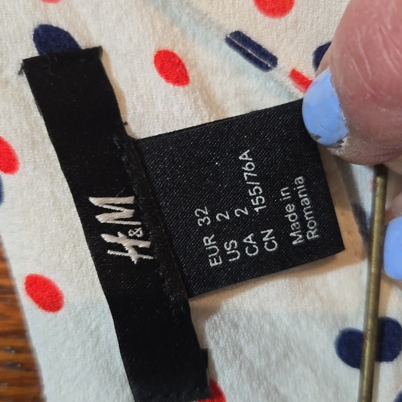 Size 2 Red, White and Blue Peplum Top by H&M - Picture 4 of 6